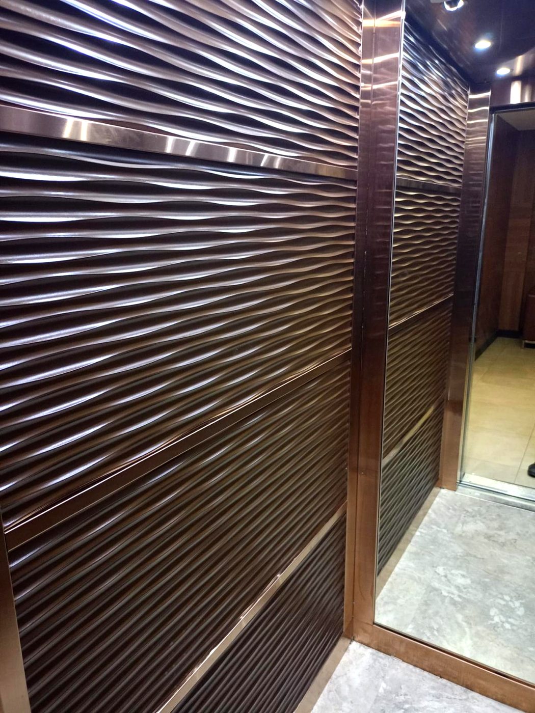 Bakır dalga panel dokusu